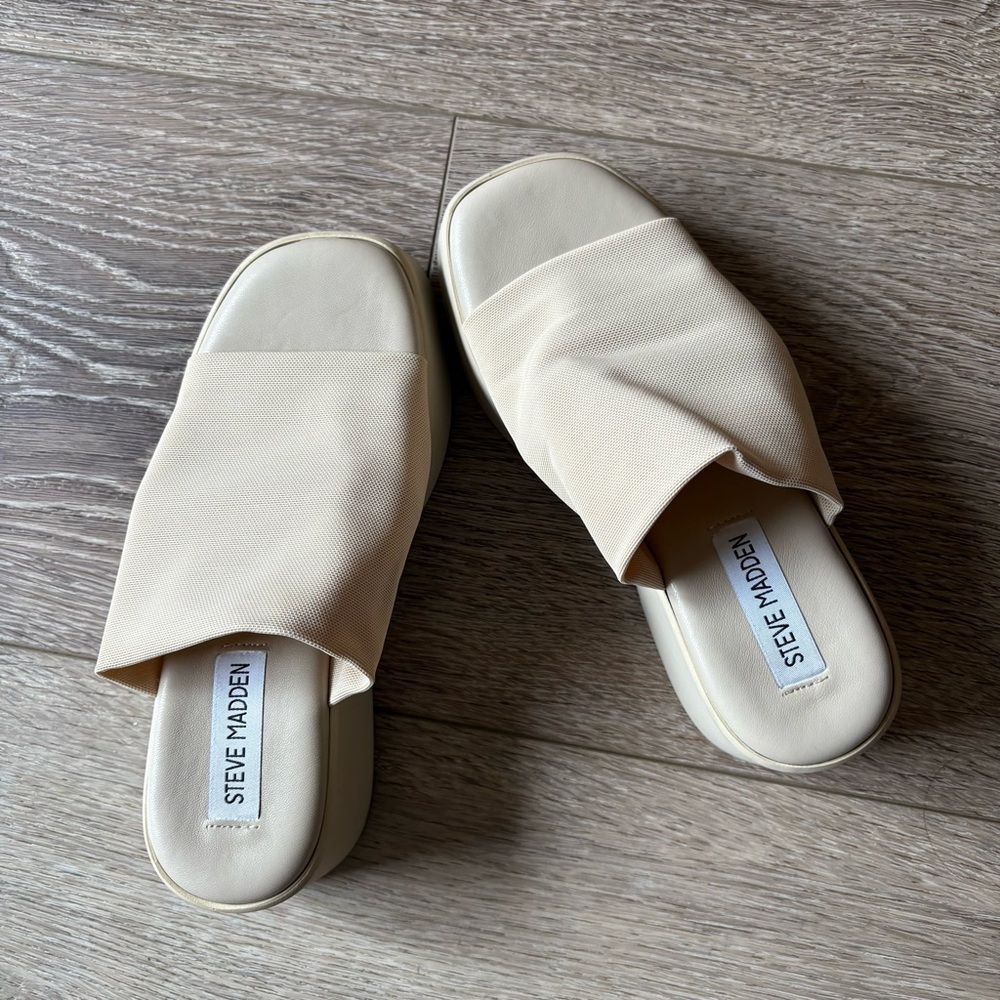 Steve Madden Slinky30 Sandal, 36 (6)